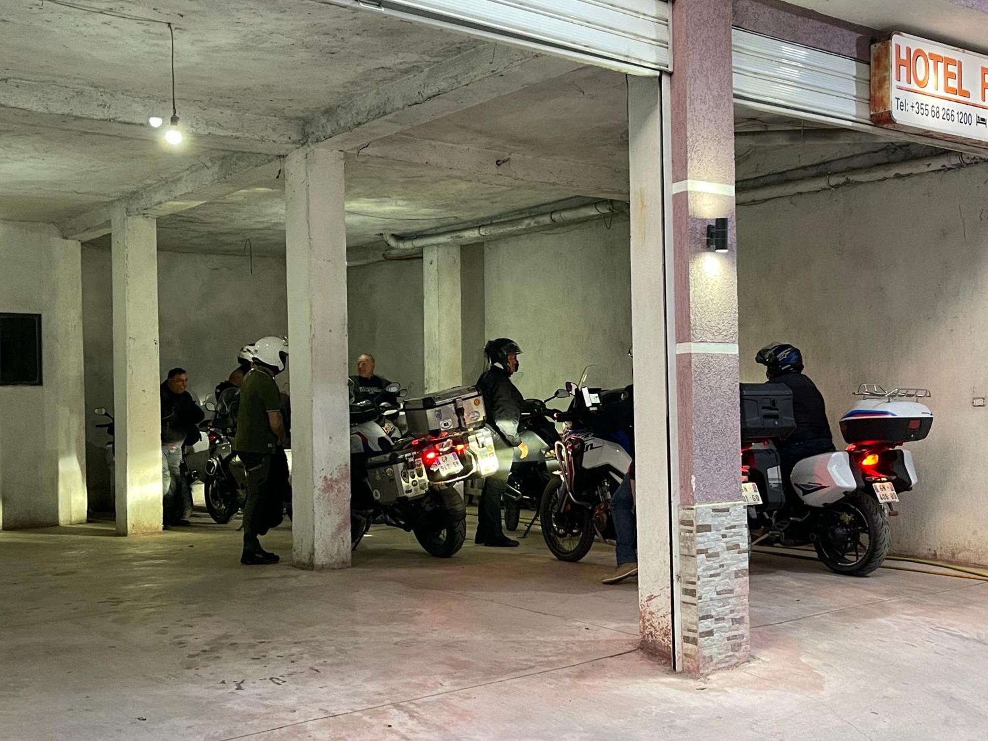 Hotel Reci Peshkopi 외부 사진